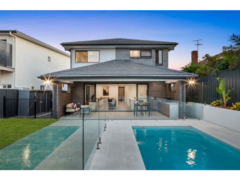 10 Vista Parade, Belmont NSW 2280