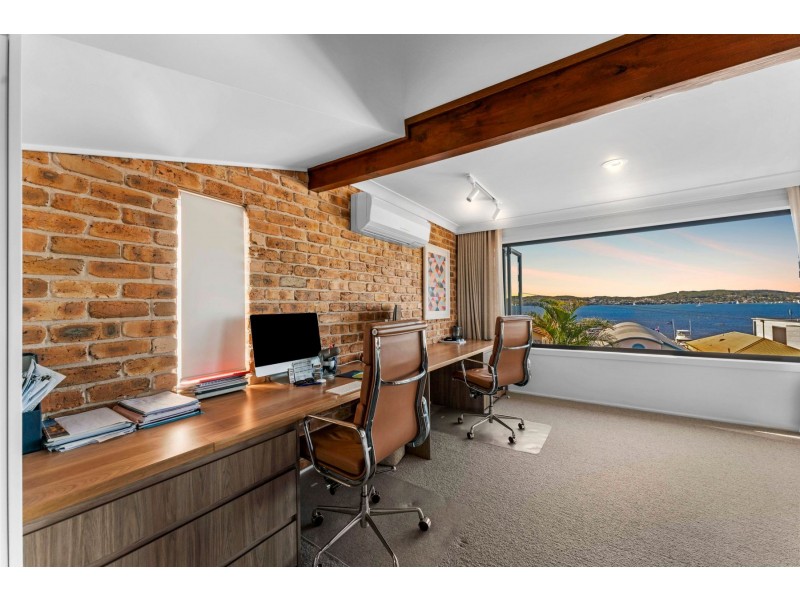 103 Marks Point Road, Marks Point NSW 2280
