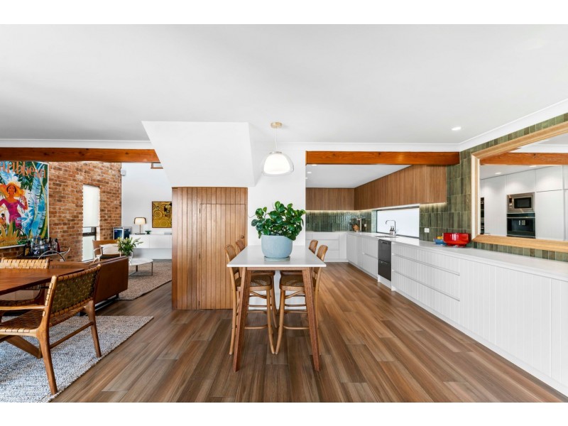 103 Marks Point Road, Marks Point NSW 2280