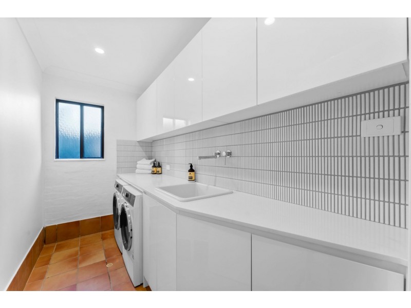 103 Marks Point Road, Marks Point NSW 2280