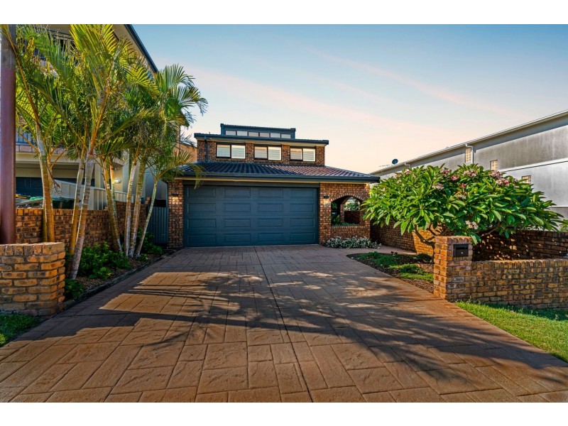 103 Marks Point Road, Marks Point NSW 2280