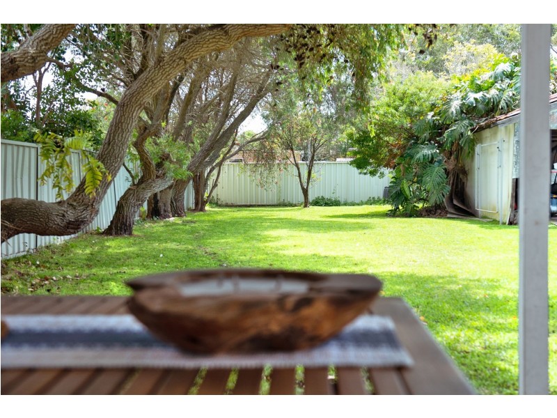 33 Maude Street, Belmont NSW 2280