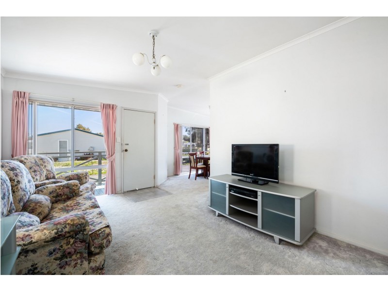 127/68 Pacific Highway, Blacksmiths NSW 2281