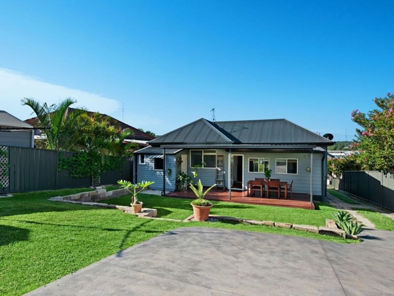 10 Deane Street, Belmont NSW 2280