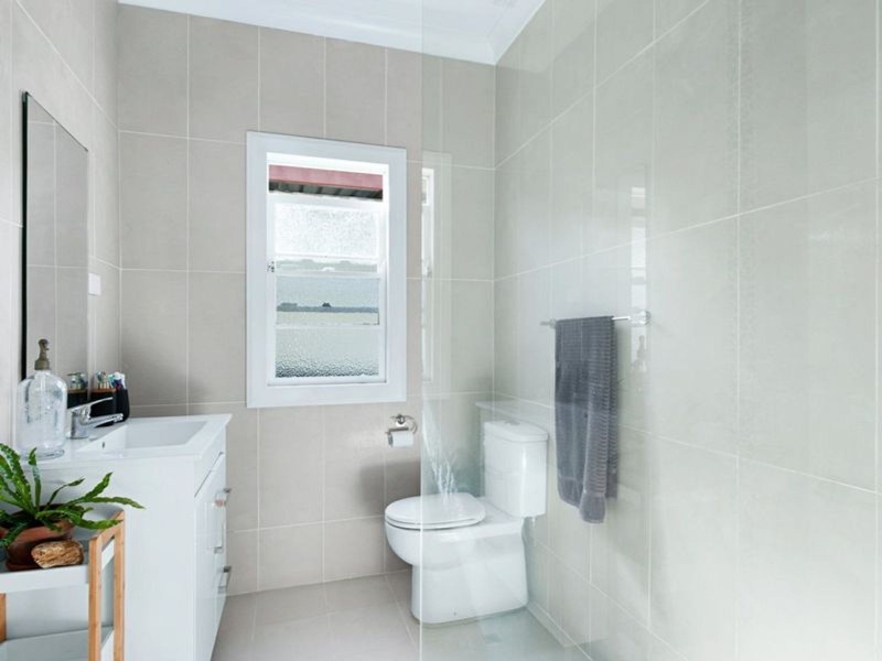 10 Deane Street, Belmont NSW 2280