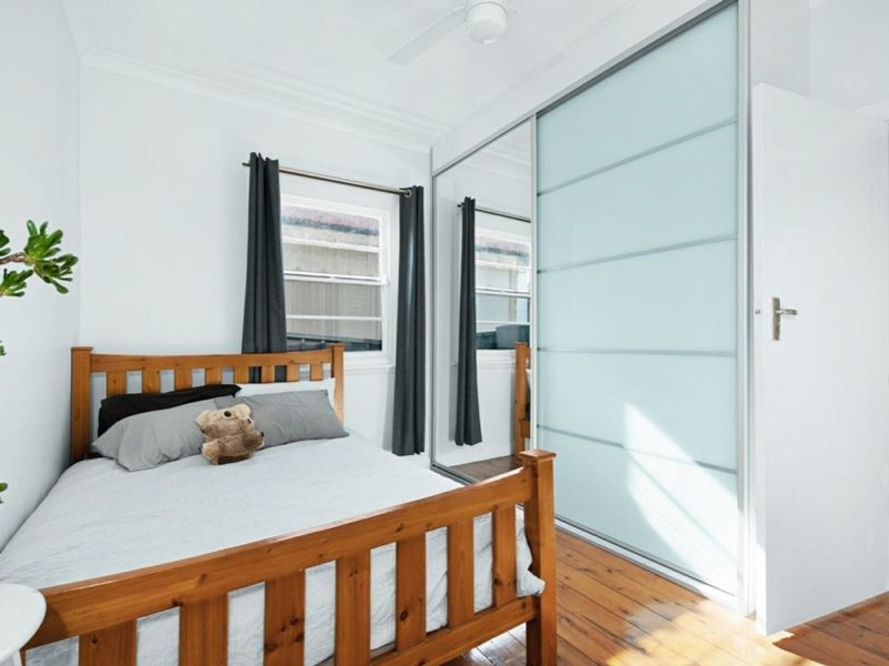 10 Deane Street, Belmont NSW 2280