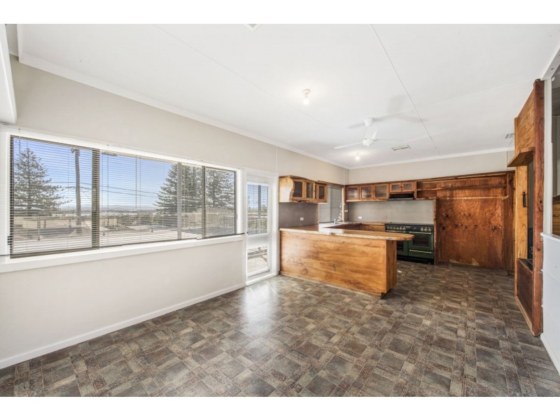 14 Northcote Avenue, Swansea Heads NSW 2281