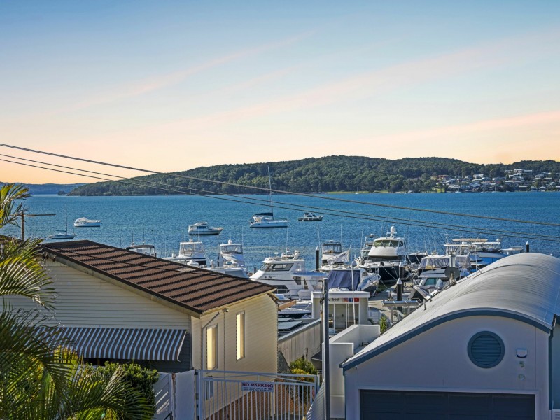 103 Marks Point Road, Marks Point NSW 2280
