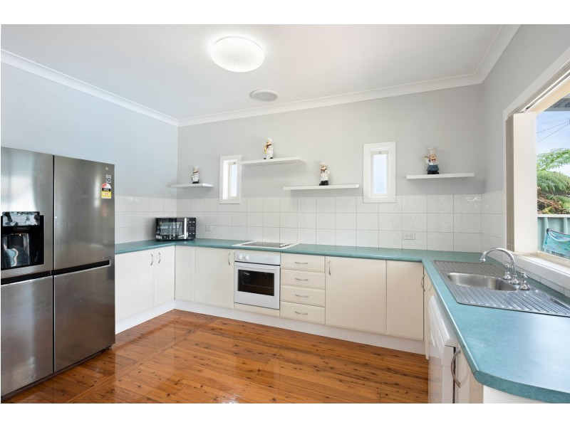 732 Pacific Highway, Belmont South NSW 2280