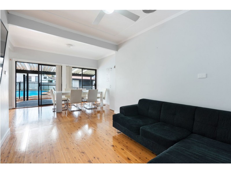 732 Pacific Highway, Belmont South NSW 2280