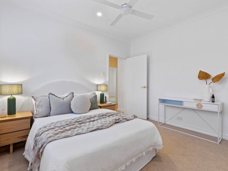 18 Beach Street, Belmont South NSW 2280