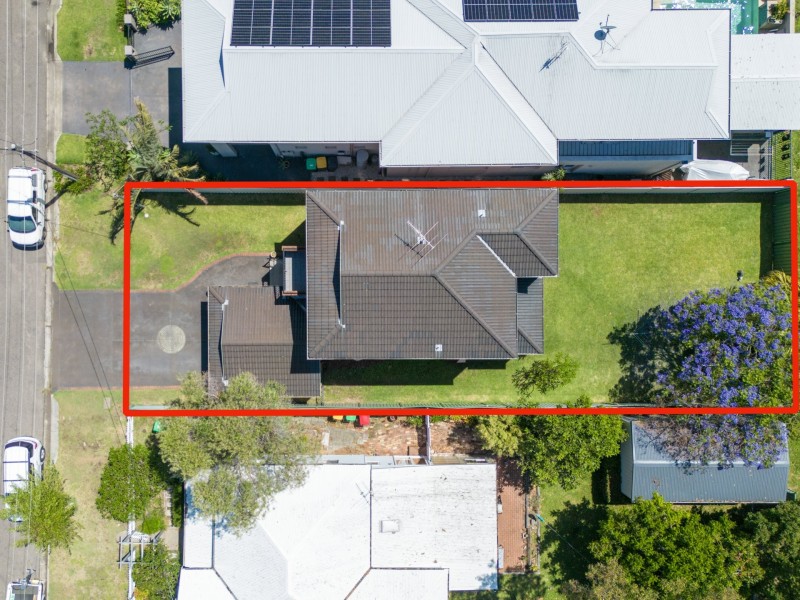 24 Swan Street, Marks Point NSW 2280