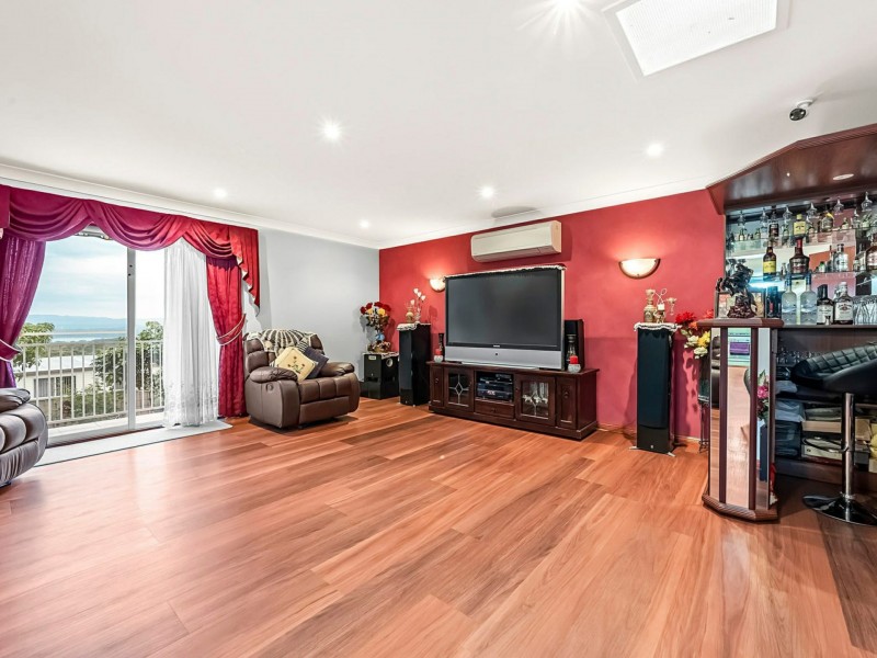 122 Floraville Road, Floraville NSW 2280