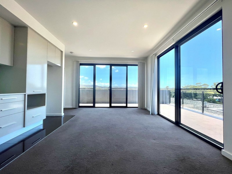 409/11 Ernest Street, Belmont NSW 2280