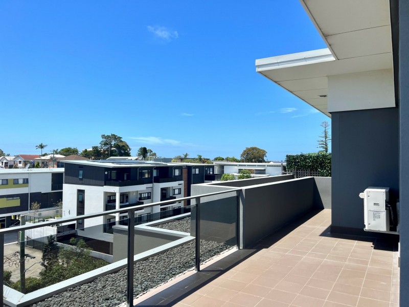 409/11 Ernest Street, Belmont NSW 2280