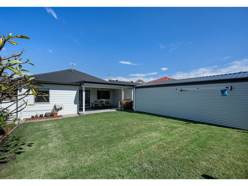 13 Maude st, Belmont NSW 2280
