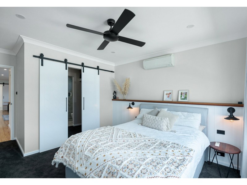 13 Maude st, Belmont NSW 2280