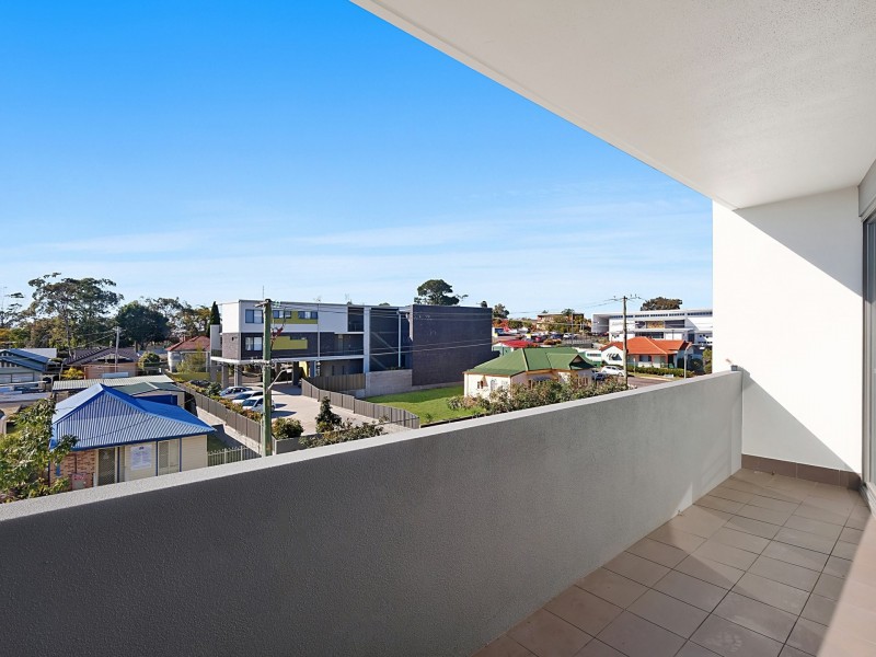 216/11 Ernest Street, Belmont NSW 2280