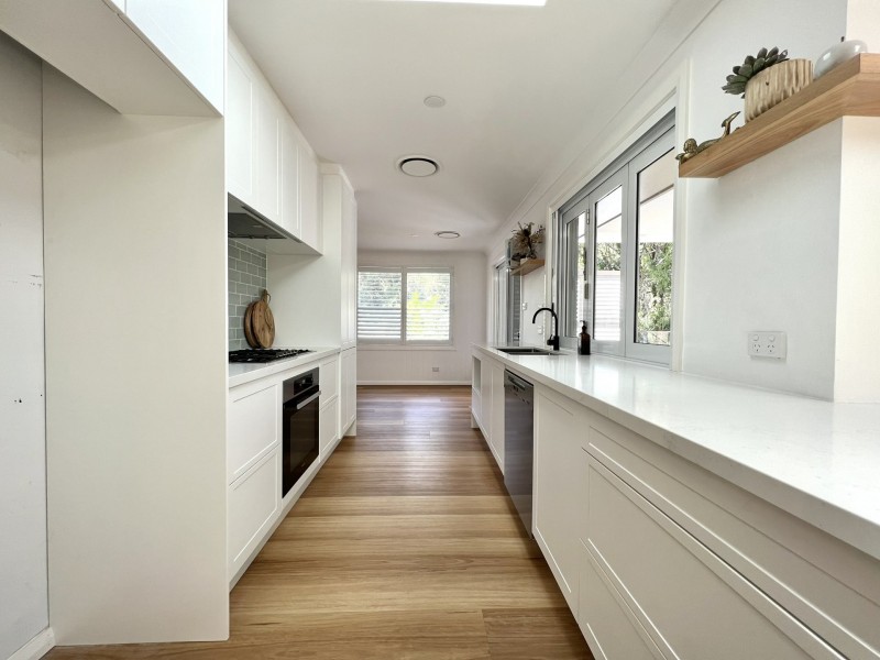 31 Seafarer Close, Belmont NSW 2280