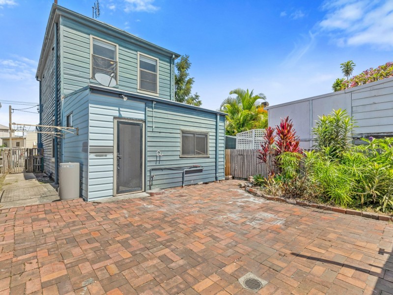 37 Victoria Street, Carrington NSW 2294