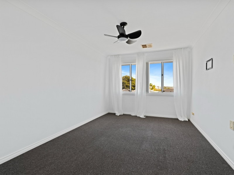 6/4 Robb Street, Belmont NSW 2280