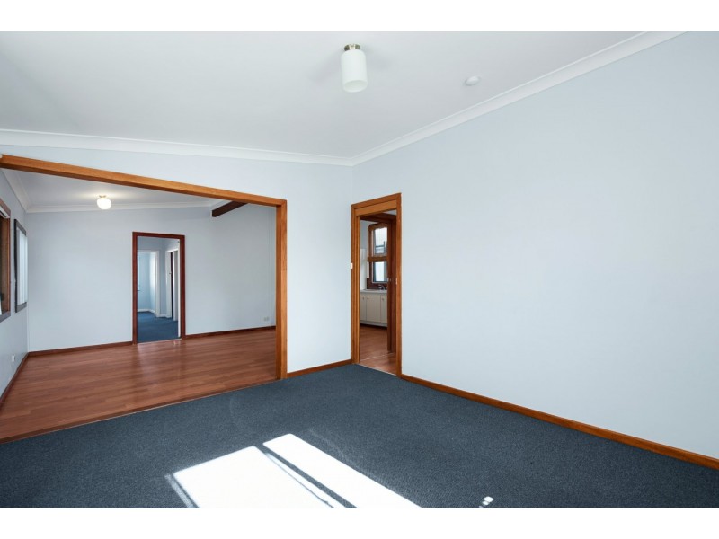 32A Marks Street, Belmont NSW 2280