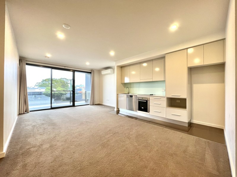 E205 11 Ernest Street, Belmont NSW 2280