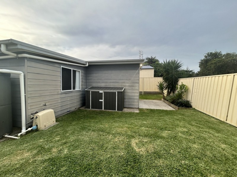 12A Gerald Street, Belmont NSW 2280