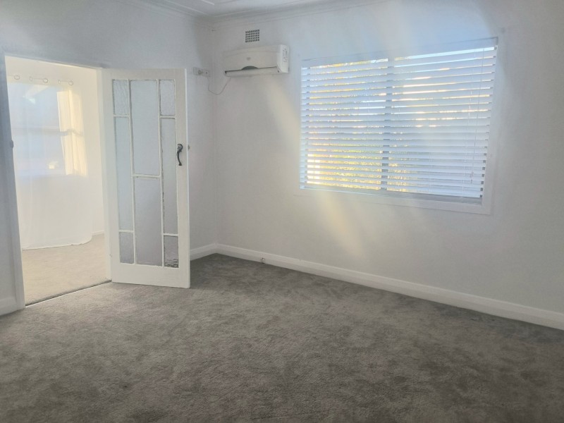 50 Deane Street, Belmont NSW 2280