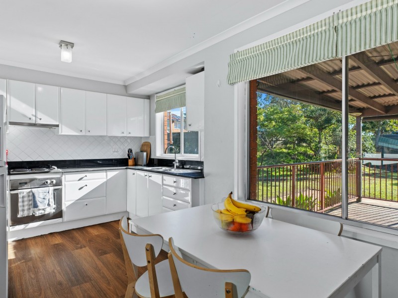 30 Thompson Street, Belmont South NSW 2280