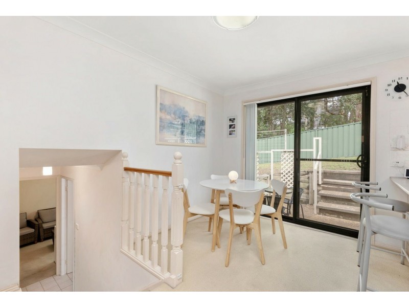 37 Seafarer Close, Belmont NSW 2280