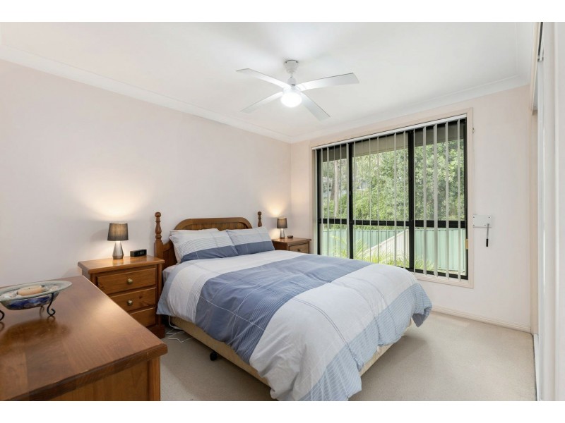 37 Seafarer Close, Belmont NSW 2280