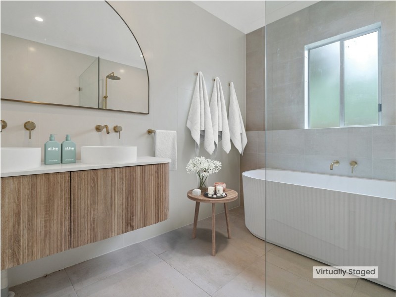 38 Laxton Crescent, Belmont North NSW 2280