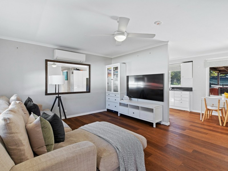 30 Thompson Street, Belmont South NSW 2280