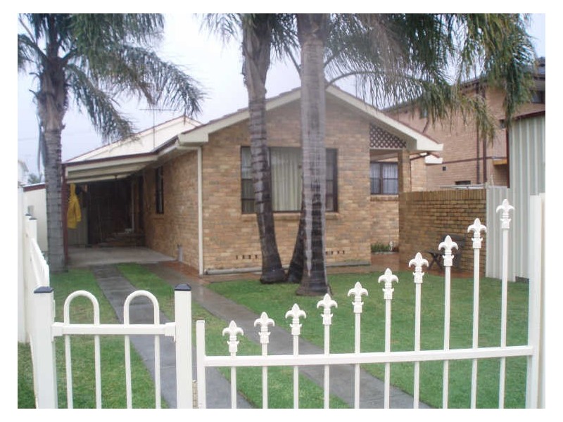 10B Marks Parade, Marks Point NSW 2280