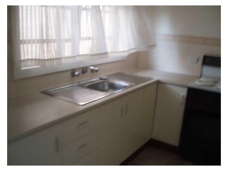 10B Marks Parade, Marks Point NSW 2280