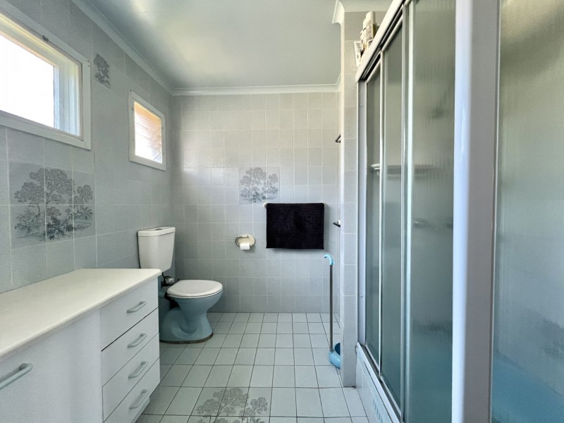 31 Croft Road, Eleebana NSW 2282