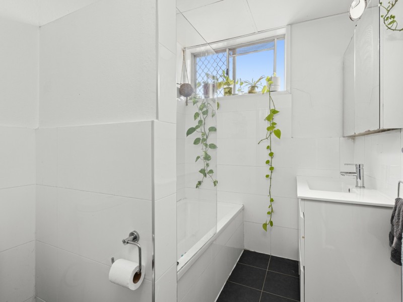 1/8 Harvard Close, Jesmond NSW 2299