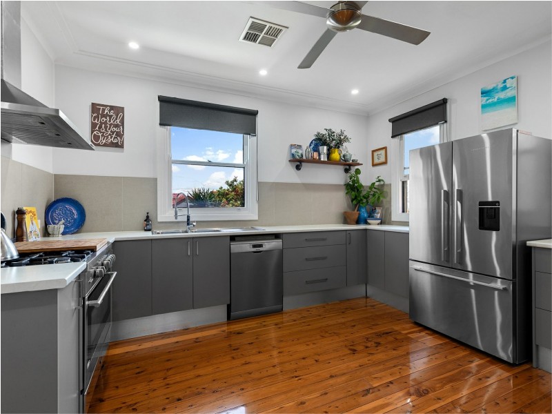 5 Hudson Street, Belmont South NSW 2280