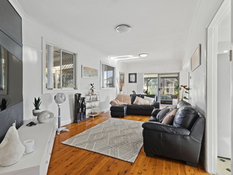 13 Maxwell Avenue, Belmont North NSW 2280