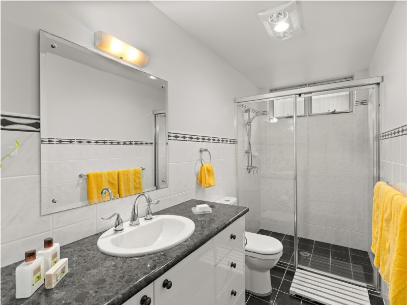 30 Vista Parade, Belmont NSW 2280