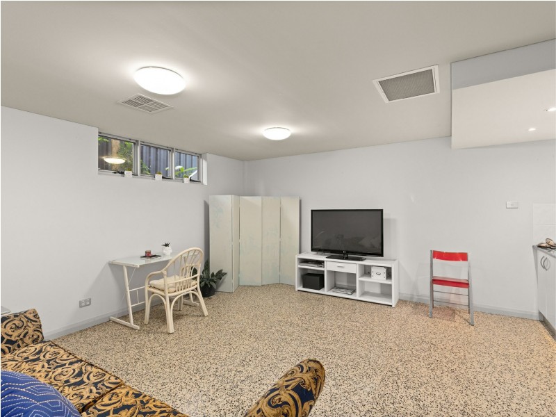 30 Vista Parade, Belmont NSW 2280