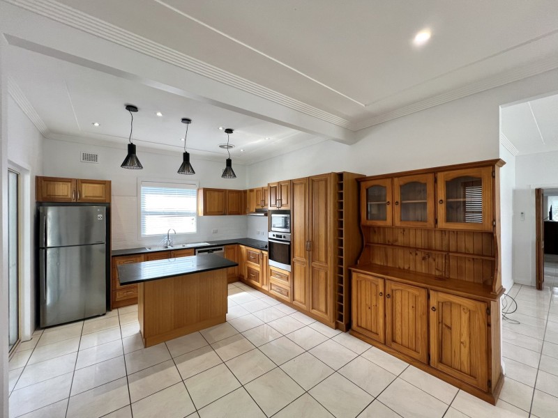 13 Stanley Street, Belmont NSW 2280