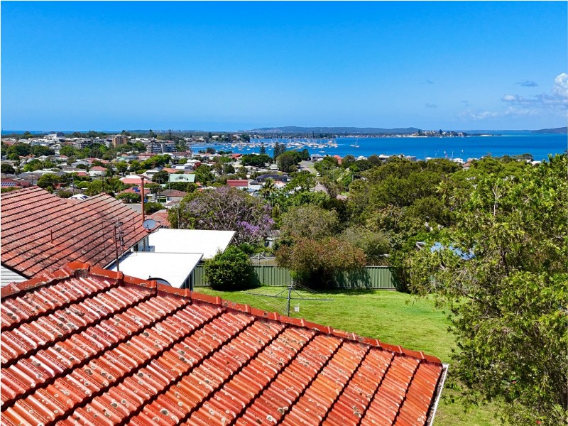 19 Pearce Avenue, Belmont NSW 2280