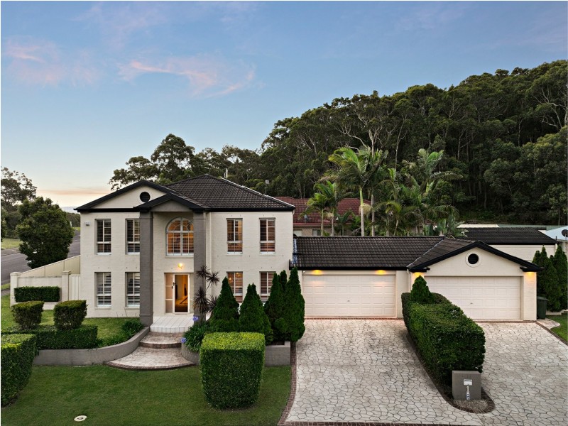 1 Whipbird Way, Belmont NSW 2280