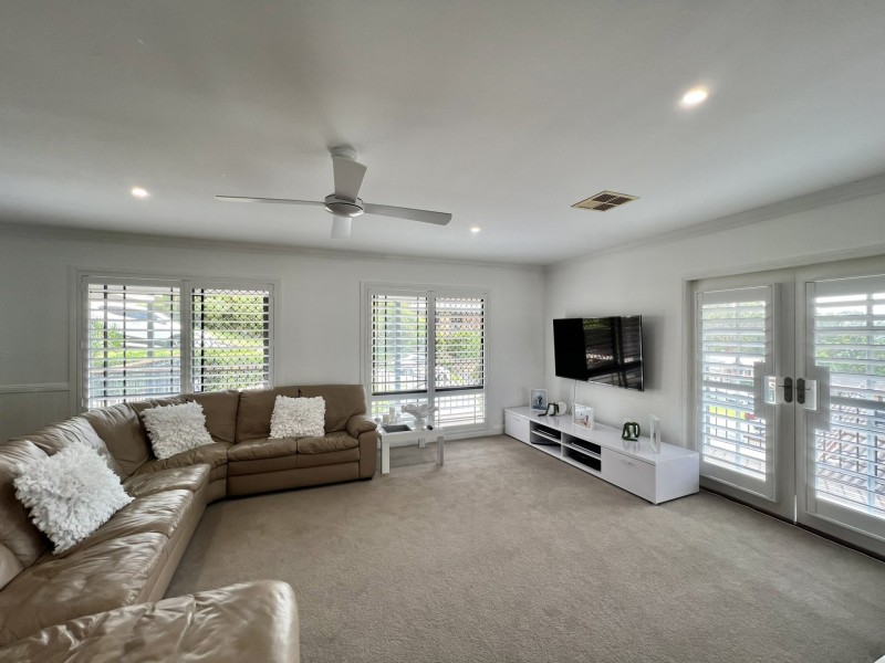 31 Schaefer Close, Tingira Heights NSW 2290