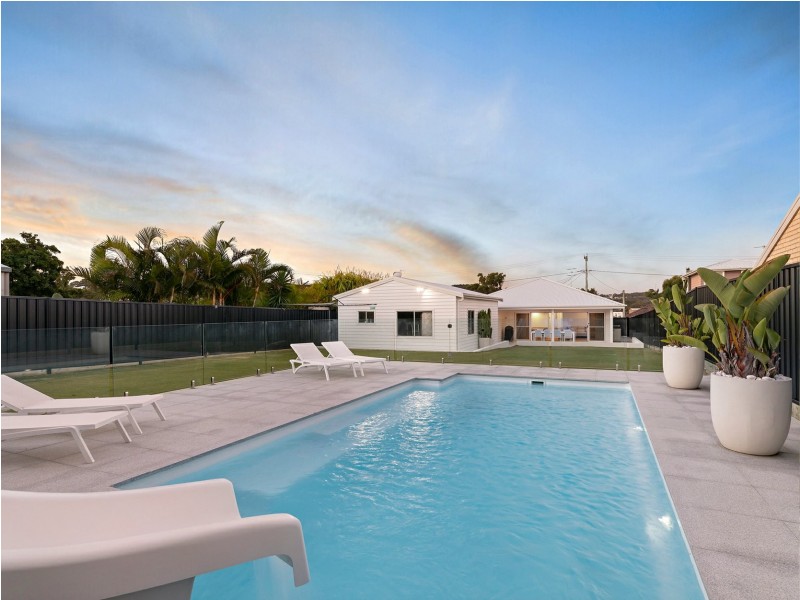 16 Redrose Avenue, Belmont NSW 2280
