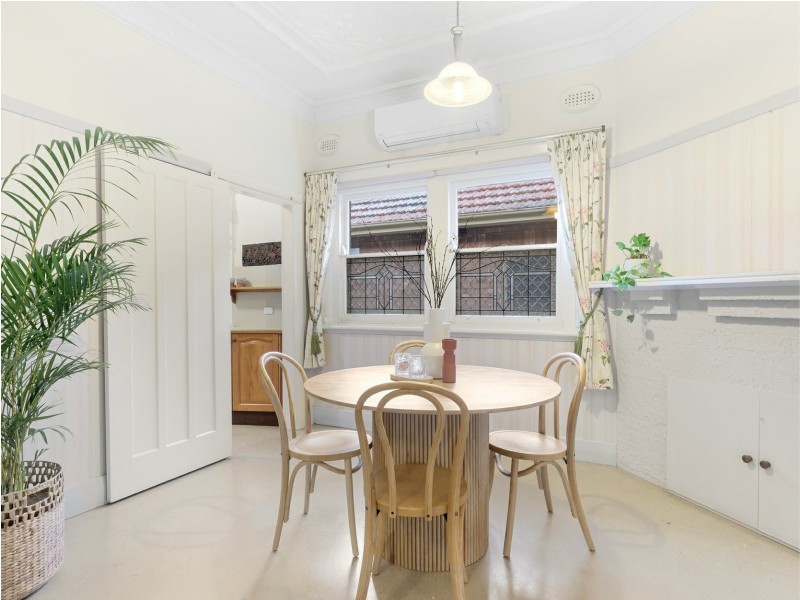 219 Parkway Avenue, Hamilton South NSW 2303