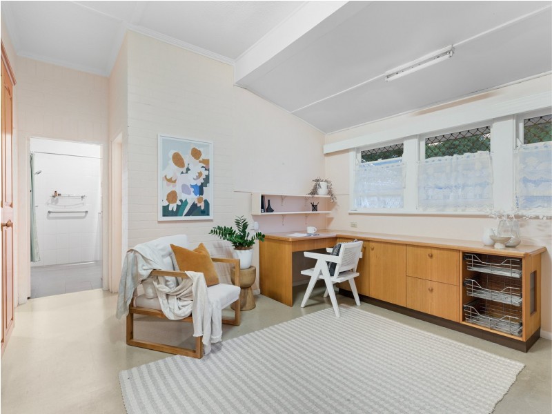 219 Parkway Avenue, Hamilton South NSW 2303