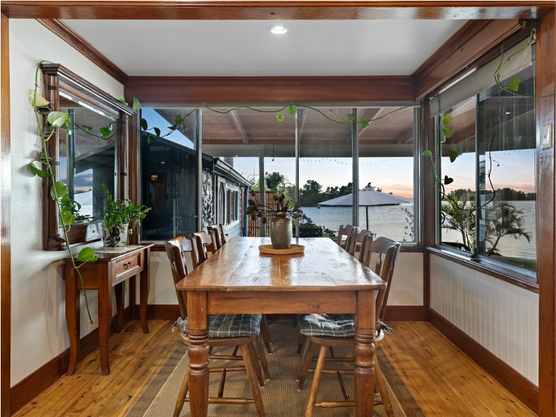 176 Marks Point Road, Marks Point NSW 2280